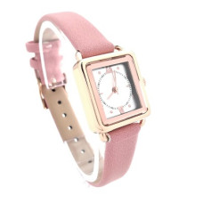 Малък дамски часовник в розово с квадратен корпус
