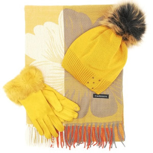 Дамски зимен комплект шапка, шал и ръкавици в горчица с цвете