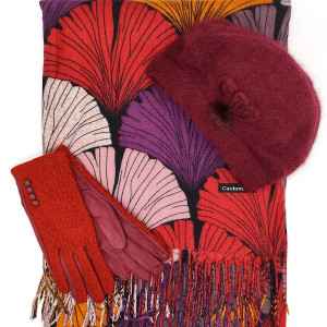 Дамски комплект шал, шапка и ръкавици в цвят бордо 