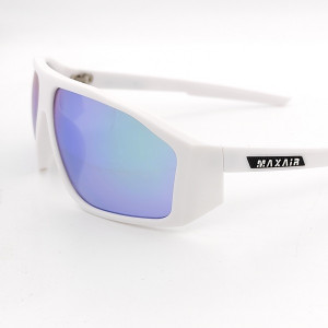 Слънчеви очила в бяло с цветни стъкла