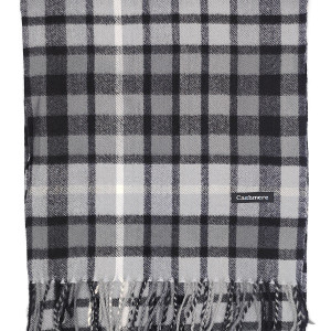 Мъжки шал кашмир в сиво и черно каре – стилен аксесоар към риза или палто Мъжки шал кашмир в сиво и черно каре – стилен аксесоар към риза или палто