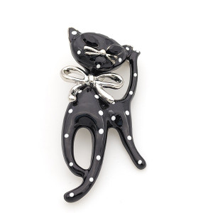 Брошка котка в черно със сребрист обков