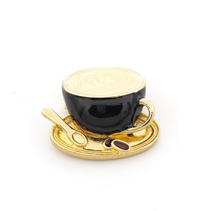 Брошка чаша за кафе и лъжичка в черно и  златисто