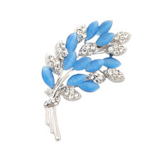 Брошка сини листа и кристали – елегантен аксесоар за жена Брошка сини листа и кристали – елегантен аксесоар за жена