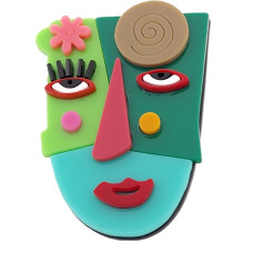 Дизайнерска брошка в зелено и ярки цветове – луксозен дамски аксесоар Дизайнерска брошка в зелено и ярки цветове – луксозен дамски аксесоар