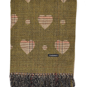 Дамски кашмирен шал в зелено със сърца и ресни