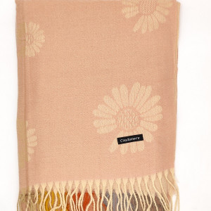 Кашмирен шал светло розов  с цветя и ресни