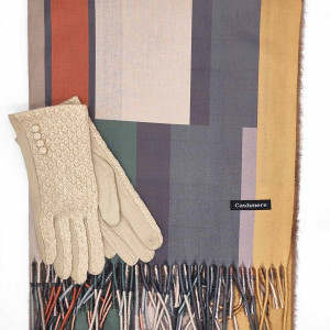 Дамски комплект – кашмирен шал с цветен десен и ръкавици в бежово Дамски комплект – кашмирен шал с цветен десен и ръкавици в бежово