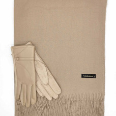 Шал и ръкавици в бежово-Стилен зимен комплект