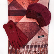 Стилен зимен комплект в бордо-Шал , шапка и ръкавици