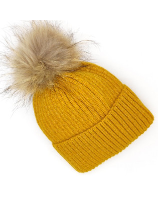 Дамска зимна шапка горчица с пух от естествен косъм и подгъв Дамска зимна шапка горчица с пух от естествен косъм и подгъв