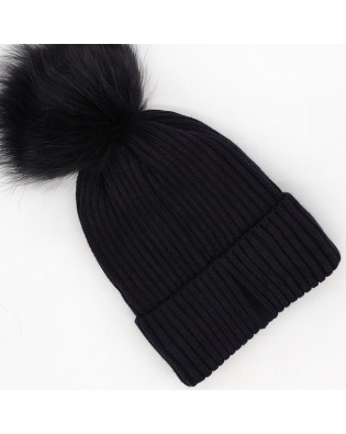 Зимна шапка с подгъв и естествен пух в черно-Дамска Зимна шапка с подгъв и естествен пух в черно-Дамска