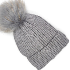 Дамска зимна шапка в сиво с подгъв и пух-Естествен косъм
