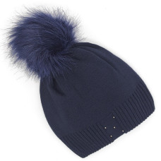 Дамска зимна шапка с пух и камъчета в тъмносиньо – българско производство Дамска зимна шапка с пух и камъчета в тъмносиньо – българско производство