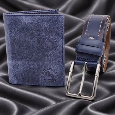 Комплект кожен колан BOSSKAN с бял шев и вертикален портфейл WILL POLO в синьо Комплект кожен колан BOSSKAN с бял шев и вертикален портфейл WILL POLO в синьо