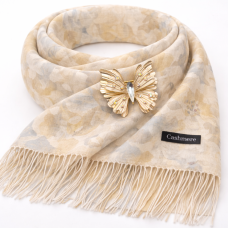 Бежов шал и брошка пеперуда златиста-Дамски комплект Бежов шал и брошка пеперуда златиста-Дамски комплект