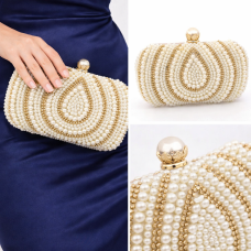 Официална чанта клъч златиста с бели перли и камъни Официална чанта клъч златиста с бели перли и камъни