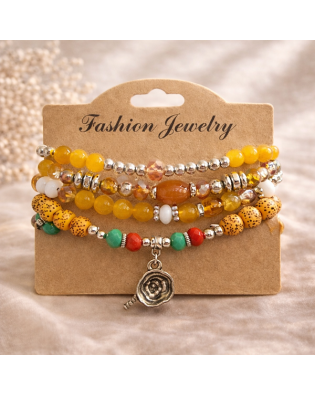 Гривна с жълти мъниста и декоративна висулка