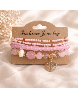 Изискана дамска гривна с розови мъниста и висулка сърце