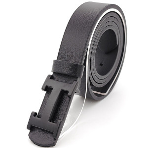 Дамски колан за дънки черен с метална катарама