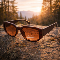 Дамски слънчеви очила Brown Classic – кафяви с цветни стъкла и UV защита Дамски слънчеви очила Brown Classic – кафяви с цветни стъкла и UV защита