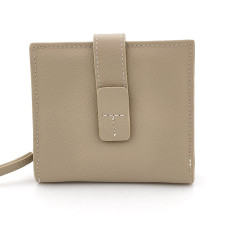 Дамско портмоне бежово малко от естествена кожа със закопчаване и цип Дамско портмоне бежово малко от естествена кожа със закопчаване и цип