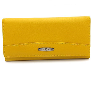 Голям дамски портфейл KOCHI жълт от естествена кожа с магнитно закопчаване Голям дамски портфейл KOCHI жълт от естествена кожа с магнитно закопчаване