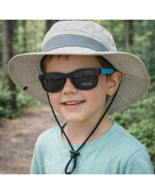 Детски слънчеви очила с поляризация – черни със сини дръжки Детски слънчеви очила с поляризация – черни със сини дръжки