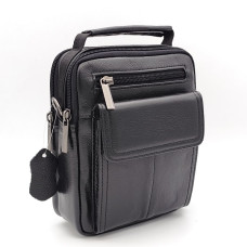 Мъжка чанта за през рамо от естествена кожа с капак и цип