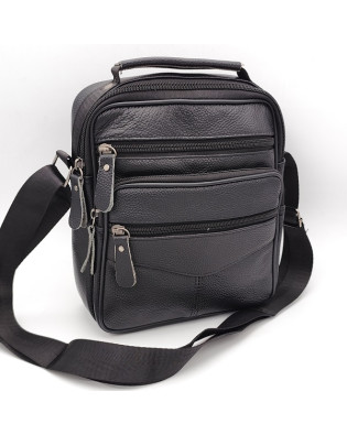 Мъжка чанта от естествена кожа с три предни ципа и дръжка