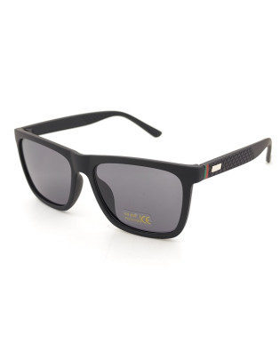 Мъжки слънчеви очила спортен модел UV400 – черен мат с детайл