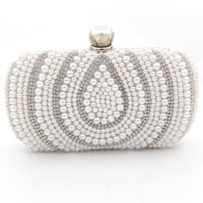 Официална чанта клъч с бели перли