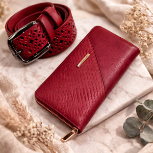 ПОДАРЪЧЕН КОМПЛЕКТ ЗА ЖЕНА КОЛАН И ПОРТМОНЕ ЧЕРВЕН