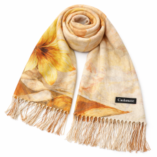 Пролетен шал в бежово с цветя Пролетен шал в бежово с цветя