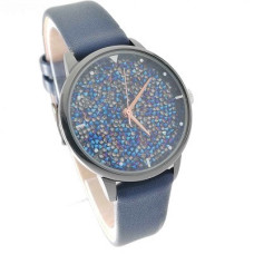 Дамски часовник в син цвят с камъчета по циферблата