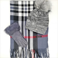 Стилен дамски зимен комплект шапка, шал и ръкавици в сиво Burberry
