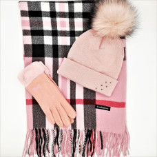 Шапка, шал и ръкавици в розово Burberry-Дамски зимен комплект