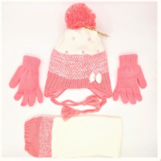 Детски зимен комплект шапка шал и ръкавици Kitti за момиче в нежно розово и бяло с панделка и перли