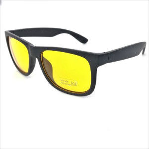 Мъжки слънчеви очила в жълто за шофиране