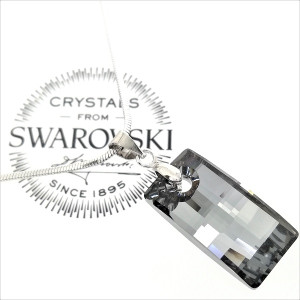 Колие с бляскав кристал Swarovski черен