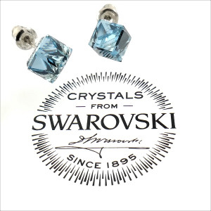 Обеци на винт кубчета кристали Сваровски AQUAMARINE СИНИ